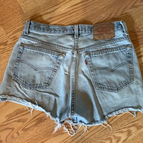 Levi 501 button fly Jean shorts - Picture 1 of 5